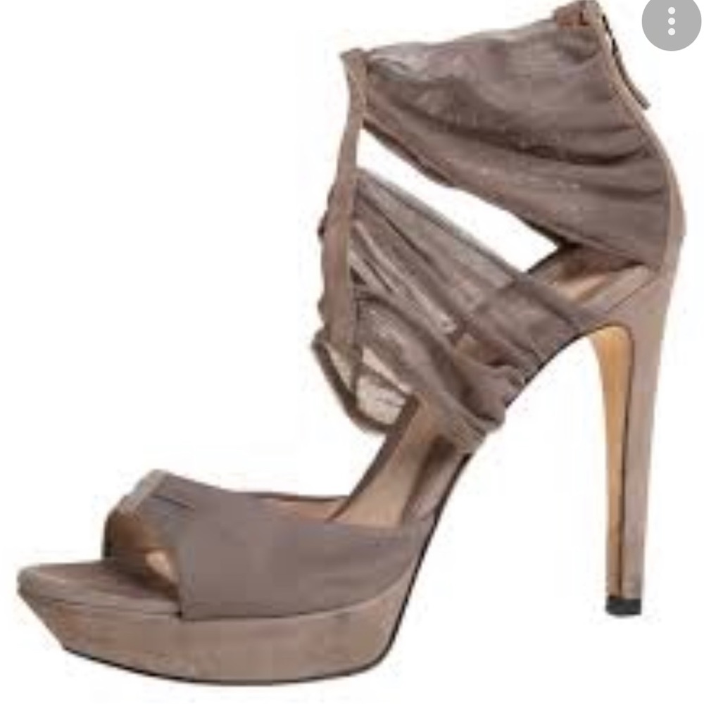 NWOB Fendi mesh and suede sandals